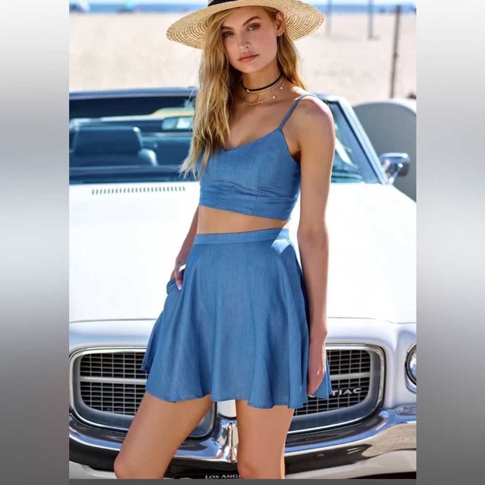 🌼3 for $15🌼 Lulus two piece chambray set
